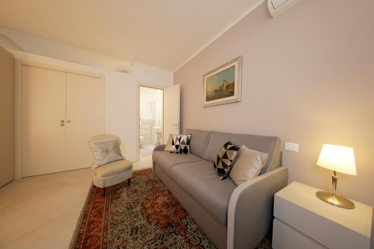 Siena Uptown - Sabrina'S Charming Apartment Екстер'єр фото