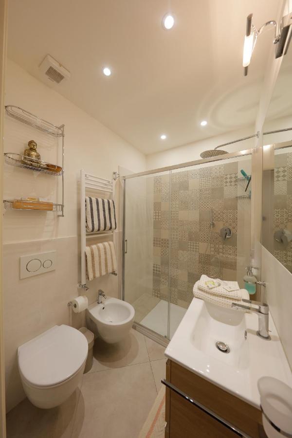 Siena Uptown - Sabrina'S Charming Apartment Екстер'єр фото